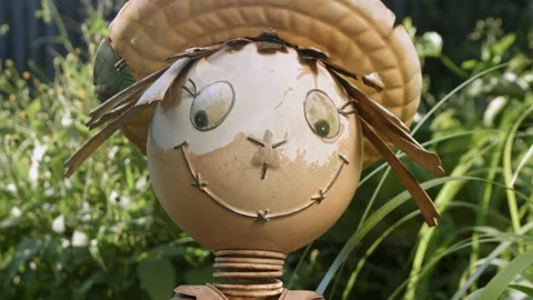 Rusty the Happy Tin Scarecrow Close Up Stock Footage 159607772