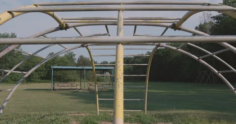 Rusty Jungle Gym In Empty Playground Vídeos de archivo 92332413