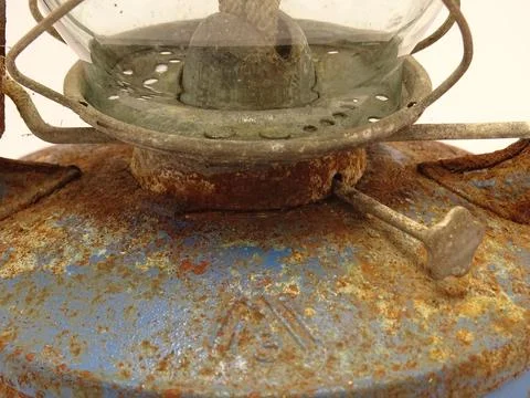Rusty Lantern Wick Adjuster Close‑Up Foto stock