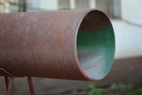Rusty large diameter pipe, metal pipe 스톡 사진
