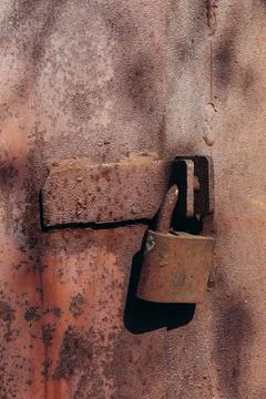 A rusty lock on the door Foto stock