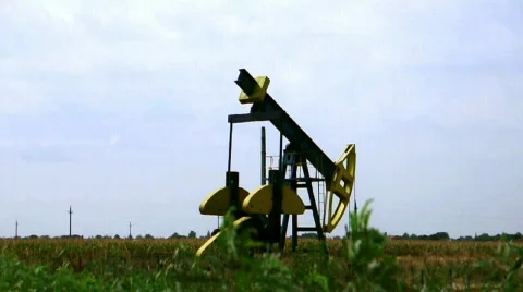 Rusty oil pump in action Stock Footage