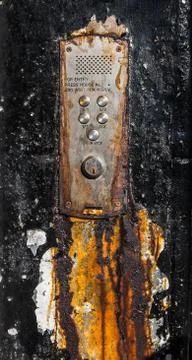 Rusty Old Glasgow Flat Buzzers Stock-Fotos