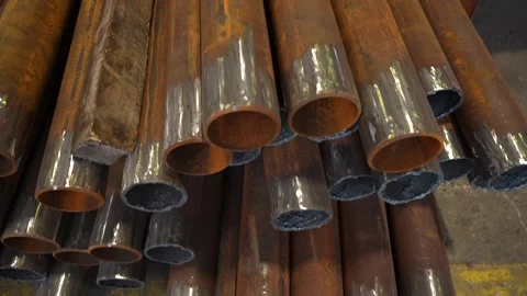 Rusty pipes. Corroded pipes lying parallel. Metal pipes 스톡 동영상 300759915