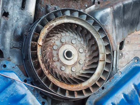 Rusty Turbine Engine Component with Detailed Blades Foto stock