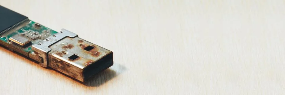 Rusty USB Flash Drive Connector 스톡 사진