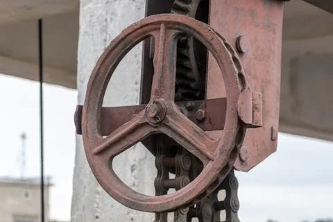 Rusty valve on the pipe Foto stock