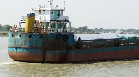 Rusty Vessel 스톡 동영상 10796344