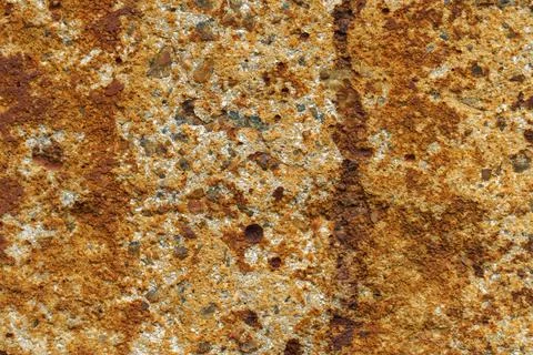 Rusty wall background. the gray concrete wall is stained with rust. Foto stock