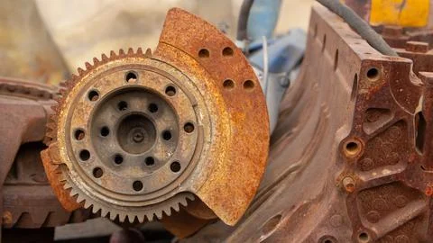 Rusty Worn Crankshaft: Old Engine Component Stock Photos