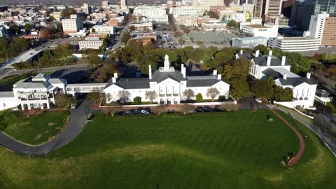 RVA Capitol Building Pan Stock Footage 163307907