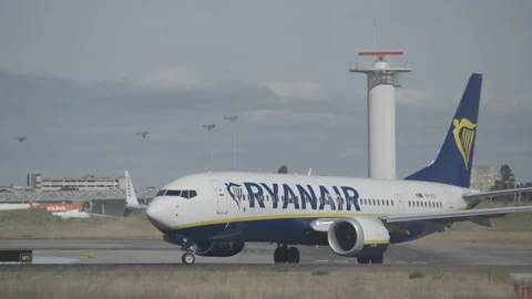 Ryanair Boeing 737 MAX Passenger Airplane Lines Up on Runway, Lisbon Video stock 198189490