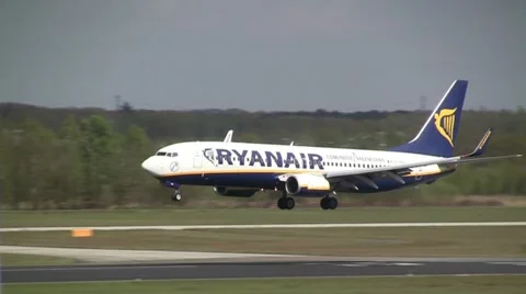 Ryanair plane Stock Footage 10910703