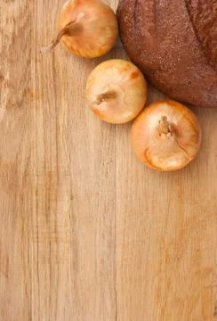 Rye bread and onions 스톡 사진