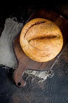 Rye bread on dark background Stockfoto's