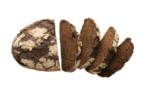 Rye bread slices and half of loaf, isolate on a white background Stock-Fotos