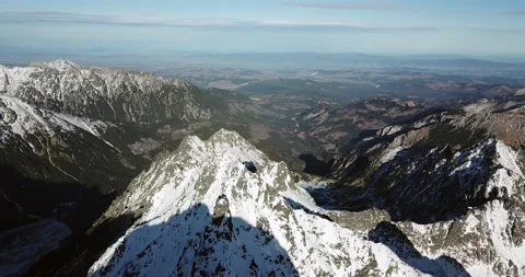 Rysy, Poland Sun in the winter mountains Stock Footage 168484341