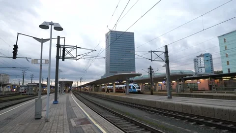S-Bahn leaving Linz Main Station Stockbeeldmateriaal 219254711