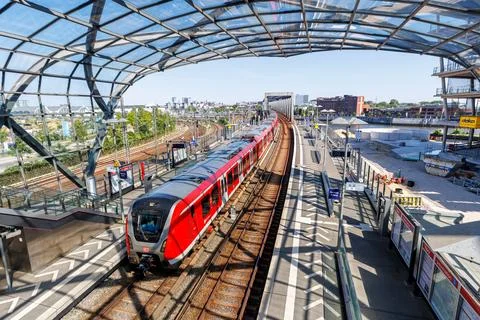 S-Bahn train of Deutsche Bahn railway station Elbbrcken public transport in.. Stock Photos
