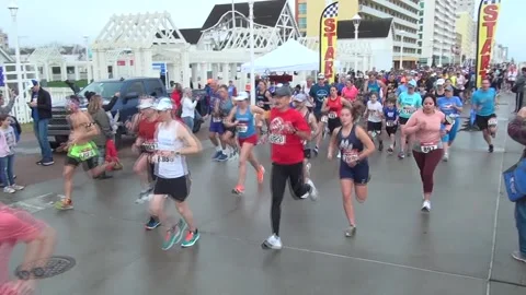 S01012201 - Resolution Run Start Stock-Footage 167854856