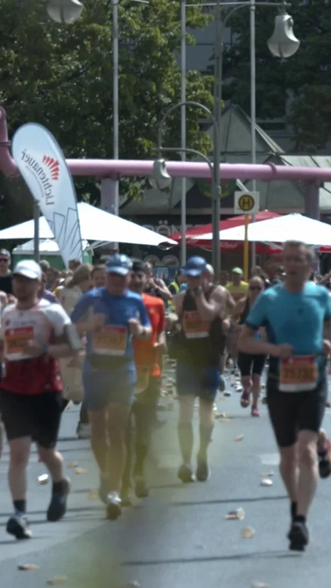 S25 Berlin Focus Shift Plant to Runners Nollendorfplatz May 2023 Stock Footage 332132208
