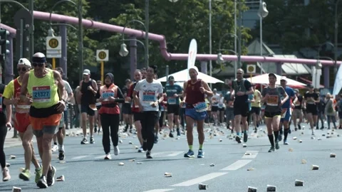 S25 Berlin Runners Slow Motion Nollendorfplatz May 2023 Stock Footage 332127045