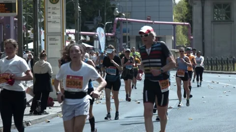 S25 Berlin Runners Slow Motion Nollendorfplatz May 2023 Stock Footage 332127323
