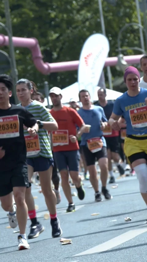 S25 Berlin Runners Slow Motion Nollendorfplatz May 2023 Stock Footage 332132230