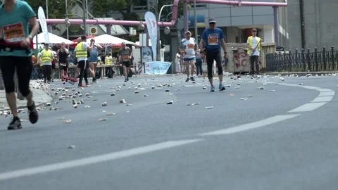 S25 Berlin Tail Runner Cleanup Nollendorfplatz May 14 2023 Video stock 332127560