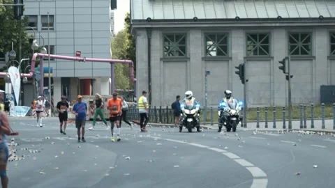 S25 Berlin Tail Runner Police Motorcycles Nollendorfplatz May 2023 Stock Footage 332127485
