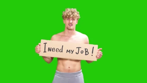 Sad guy looking for a job.guy without clothes with a poster Vidéo 170312095