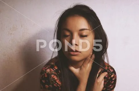 Sad young asian woman crying Stock Photos