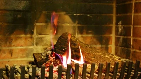 Safety in fireplace Video stock 82171860