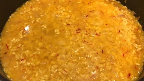  Saffron risotto Stock Footage 112889824