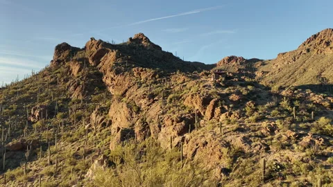 Saguaro’s between rocks at Look out point at West Gate Pass Road at Tucson Stock Footage 212765572