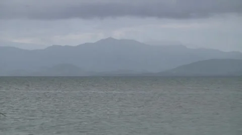 Sailboat and overcast sky Vidéo 33254110