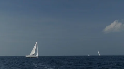 Sailboat going fast Video stock 95009210
