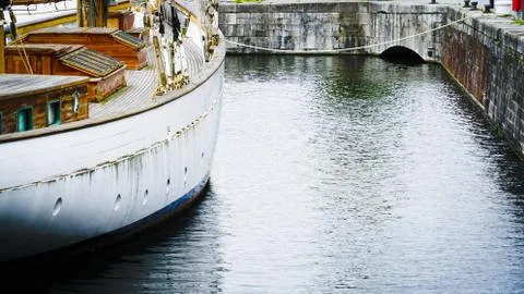 Sailboat at the harbor Stock-Fotos