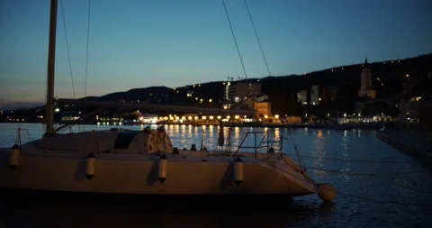 Sailboat in a harbour rack focus Vidéo 141741705