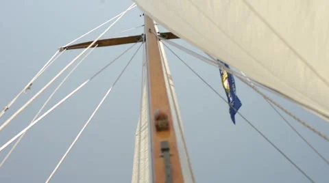 Sailboat Mast from Below Vídeos de archivo 66365667