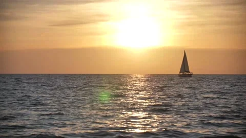 Sailboat at sunset Video stock 136667967