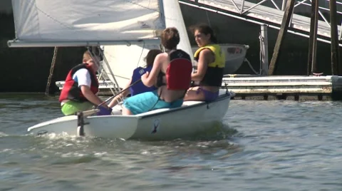 Sailboat tacking. Stock Footage
