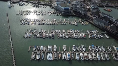Sailboats on Pier Video stock 165367182