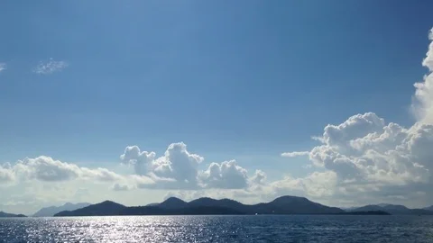 Sailing across the sea 2 库存影片 81157736