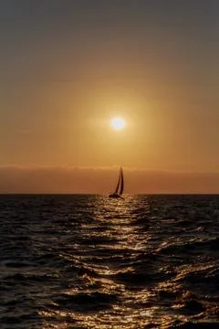Sailing and sunset Foto stock