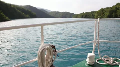 Sailing on the beautiful lake Stock Footage 22329439