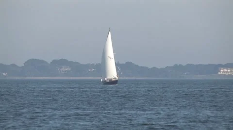 Sailing boat 2 Stock-Footage 8517939