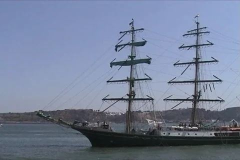 Sailing boat Stock Footage 108811