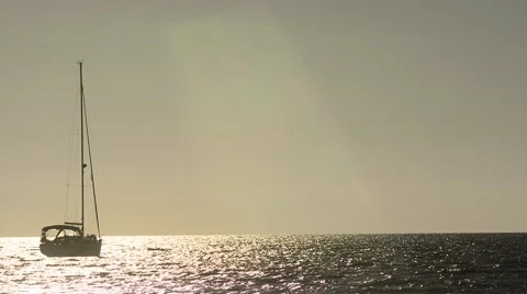 Sailing boat stopped on the sea Video stock 65441953