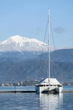 Sailing catamaran morred. Stock-Fotos